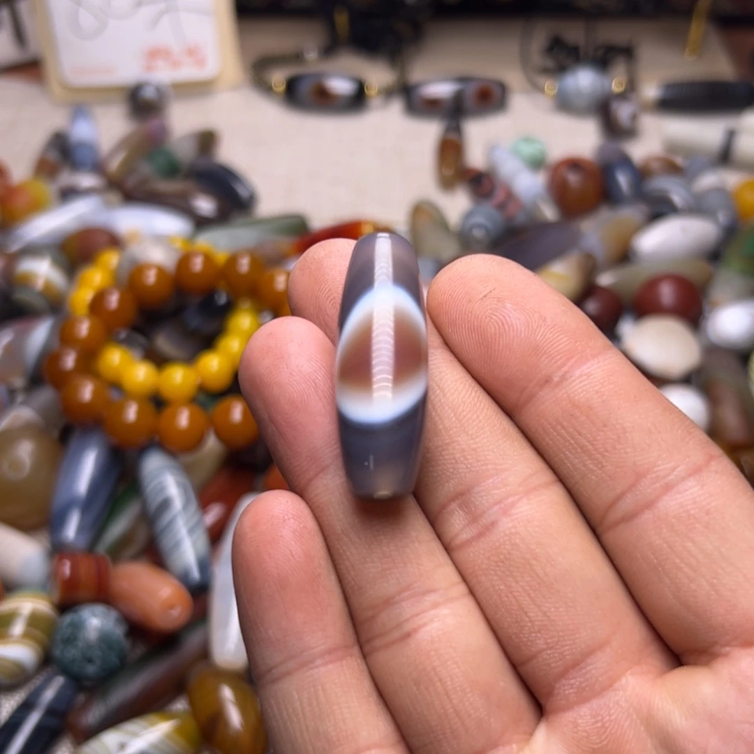 玛瑙/玉髓颈饰合金