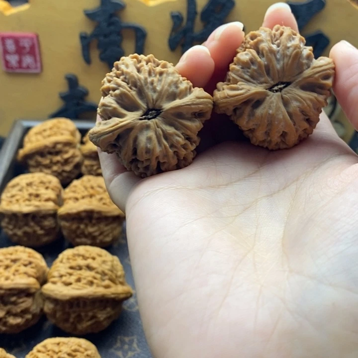 我***王桃核吊坠涿鹿一代南疆