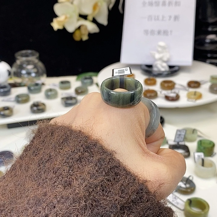 和田玉（糖玉）未镶嵌戒指Z024绿青花圆切19.1