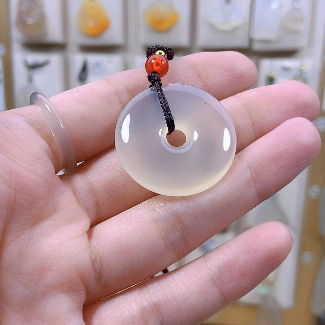 玛瑙/玉髓颈饰未镶嵌
