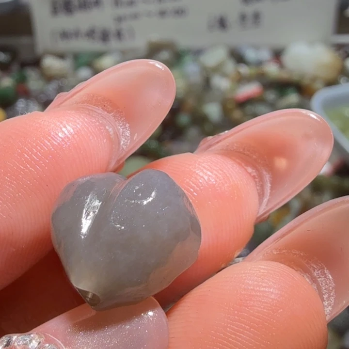 和田玉未镶嵌珠宝半成品