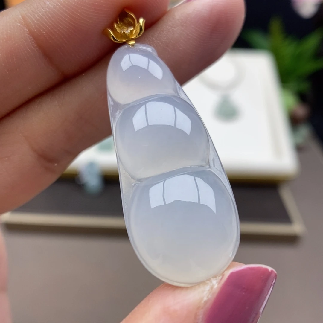 翡翠18K金镶嵌颈饰吊坠36