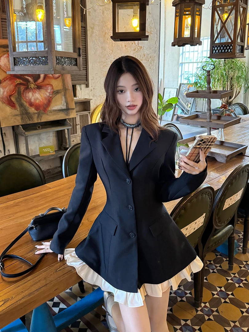 时尚修身黑色西装连衣裙女2025早春新款拼接下摆名媛风千金短裙