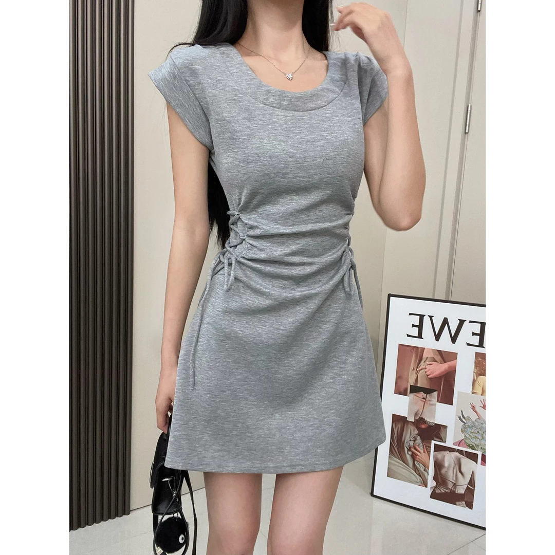 法式飞飞袖连衣裙女装2025新款夏季百搭收腰显瘦Q字短裙子