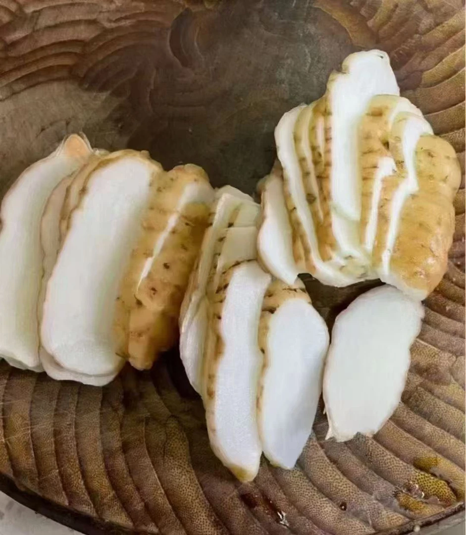 新鲜云南昭通天麻小草坝产地现挖乌天麻
