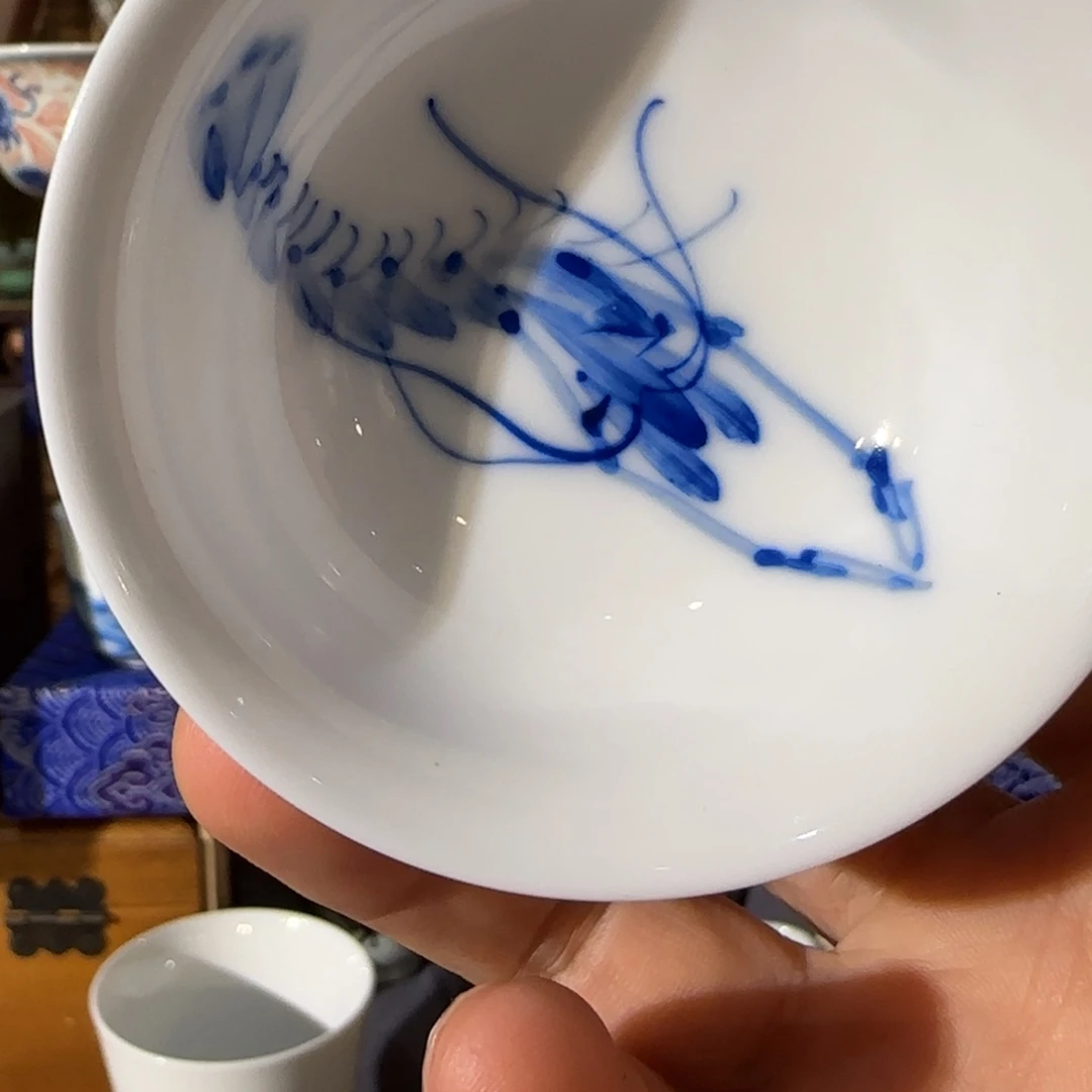 瓷手青花虾趣杯6个