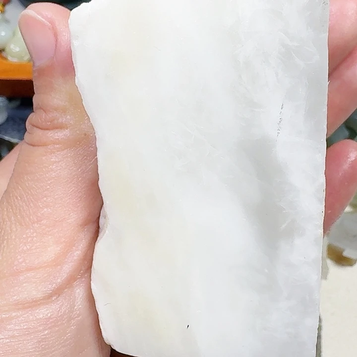 和田玉未镶嵌车挂