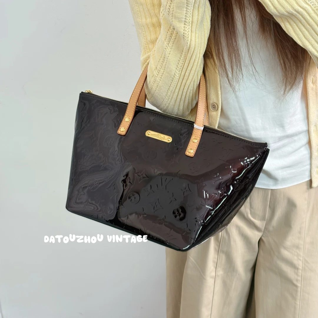 95新 LouisVuitton/路易威登 车厘子色漆皮饺子托特包bb