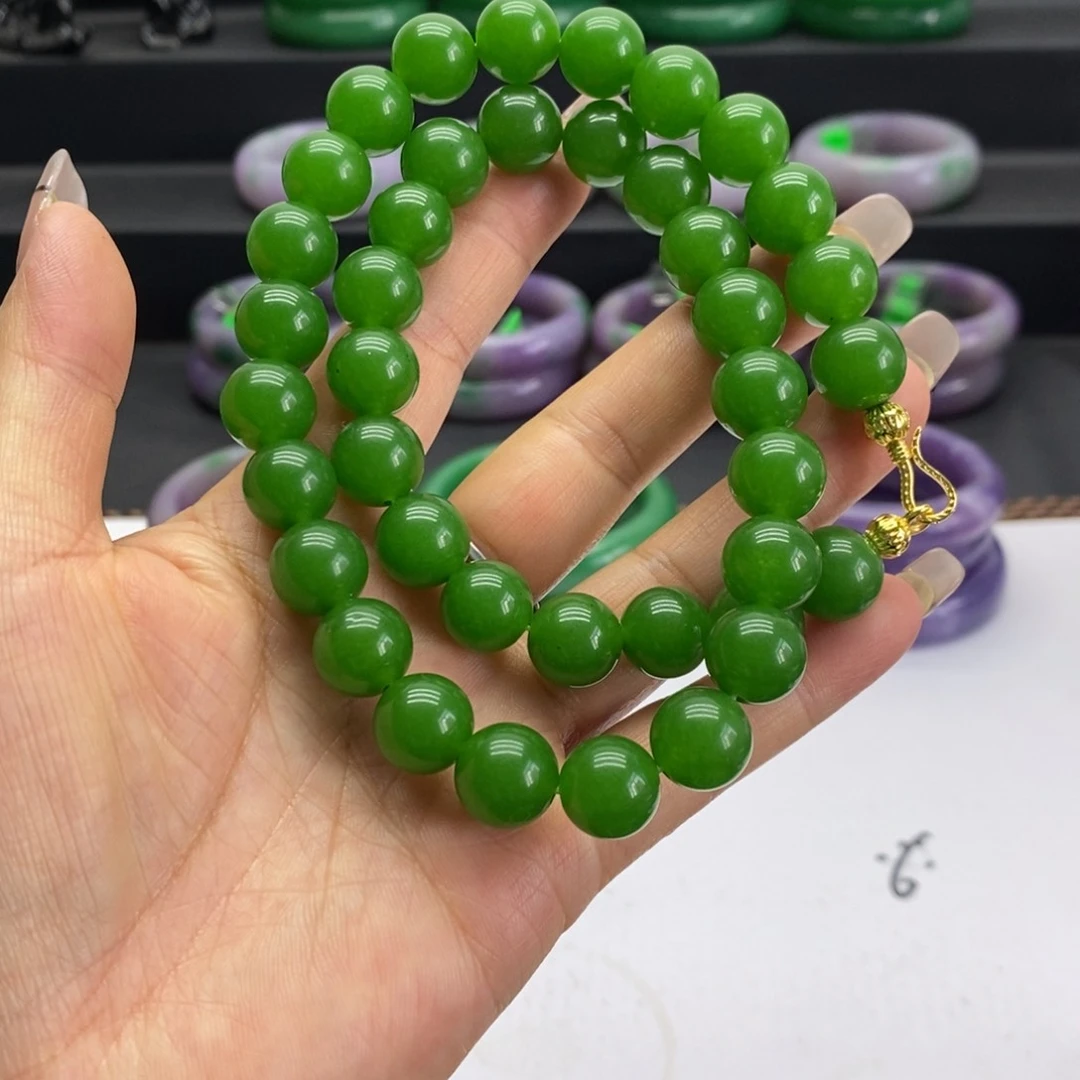 未镶嵌石英质玉珠宝奇石