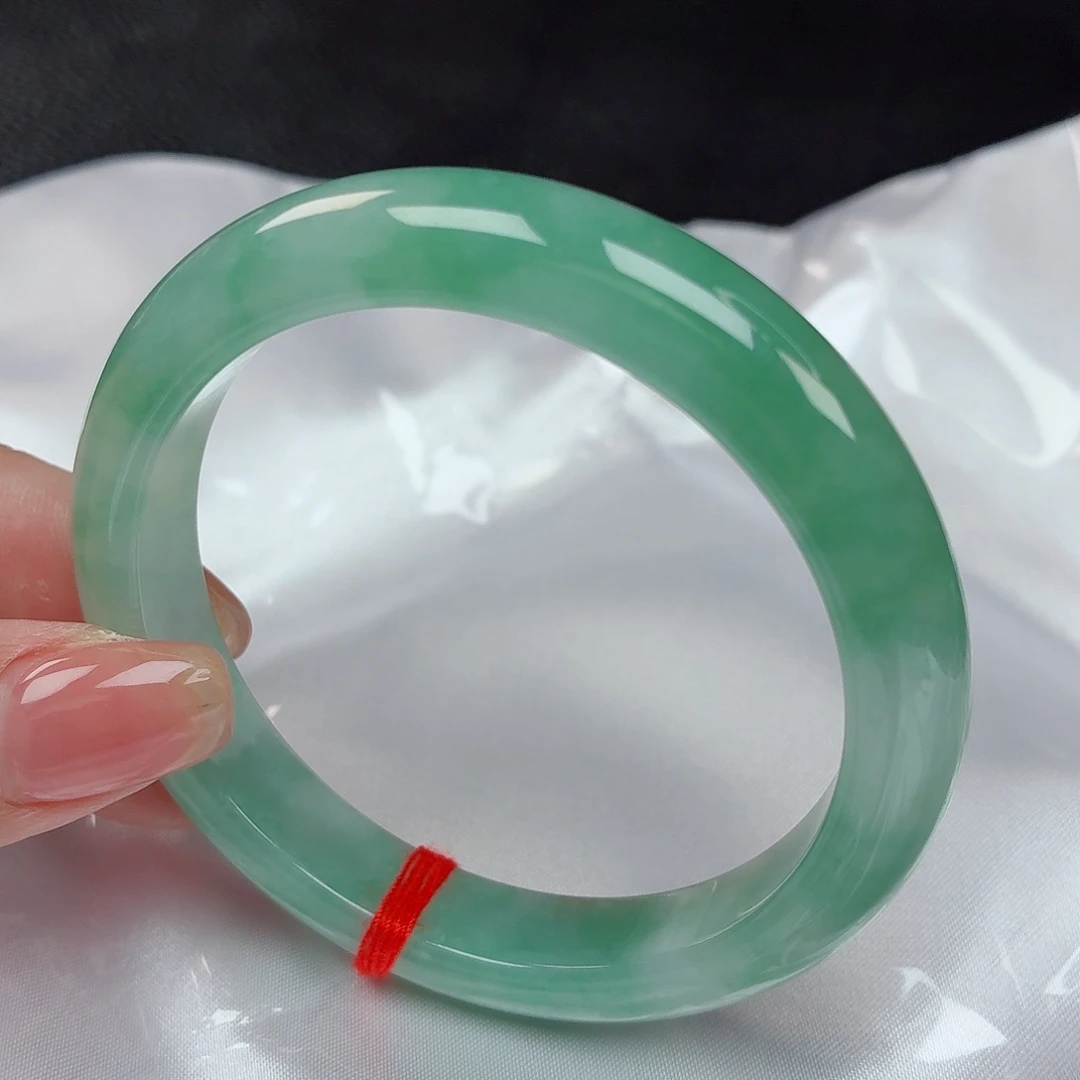 翡翠手镯未镶嵌55+