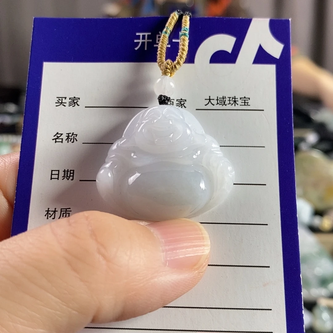 翡翠未镶嵌颈饰佛公