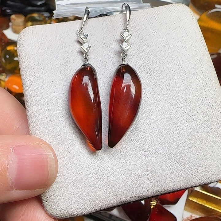 血珀未镶嵌耳饰天然缅甸血珀红辣椒耳坠