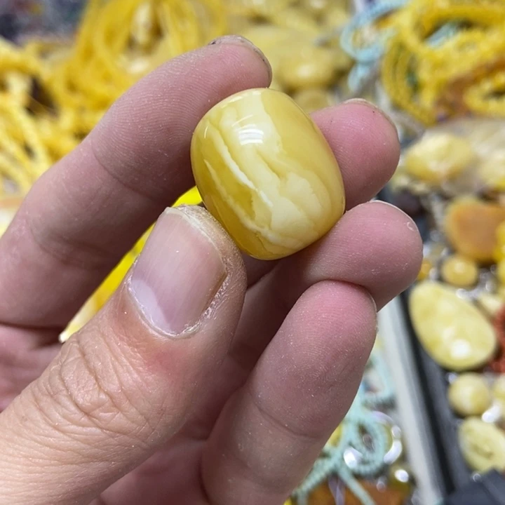 裸石蜜蜡未镶嵌吊坠