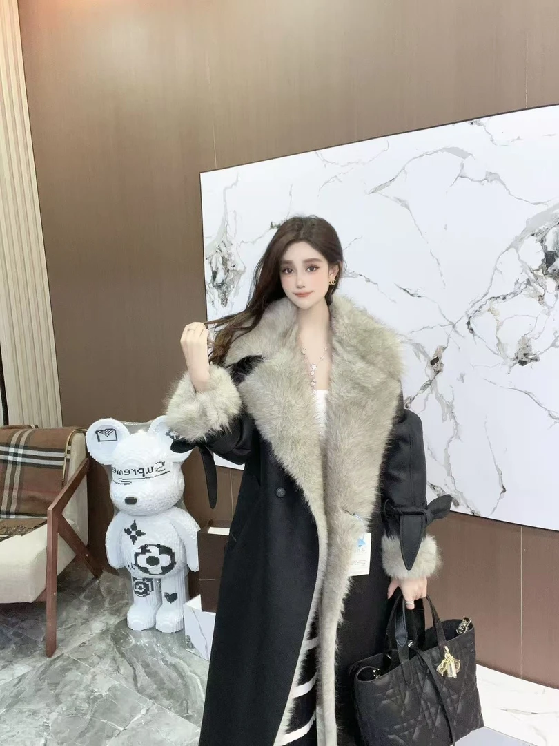 【蒂芬妮月月推荐92】冬季新品纯色长款大翻领蝴蝶结装饰长款外套