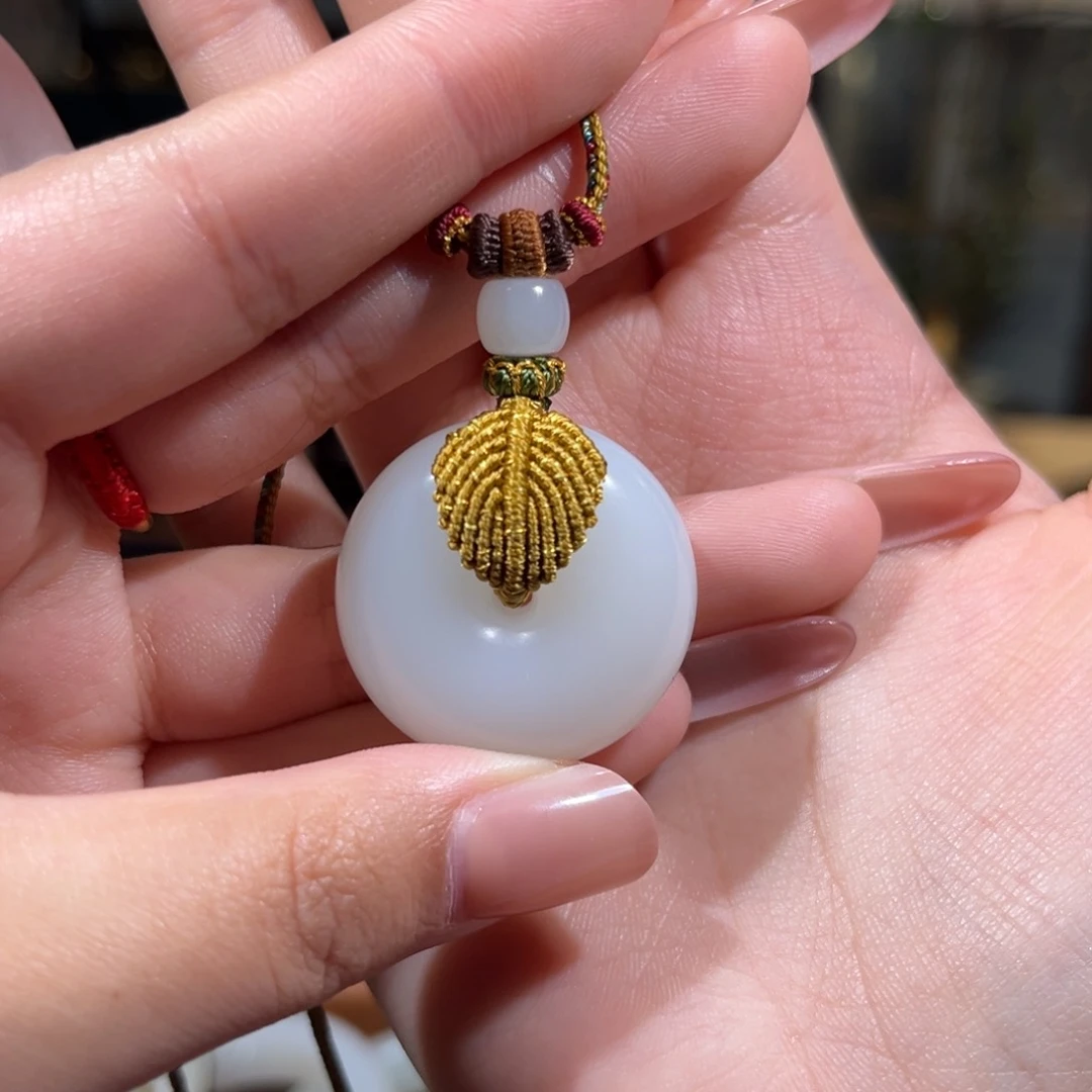 和田玉吊坠(不含链)未镶嵌T***.平安扣