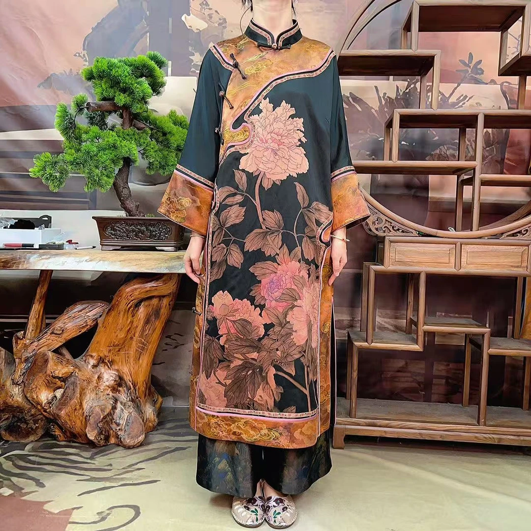 60姆米重锻黑底如意牡丹花全开襟袍子100桑蚕丝款香云纱