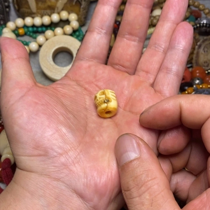 静***丝檀香紫檀（小叶紫檀）