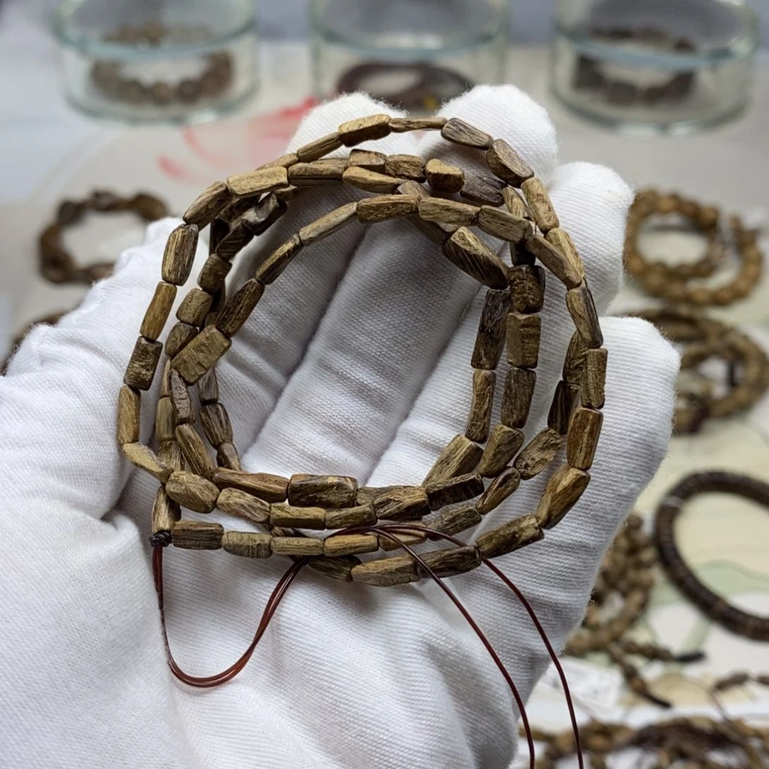 沉香碎屑沉香巴布亚随形多 4.6克