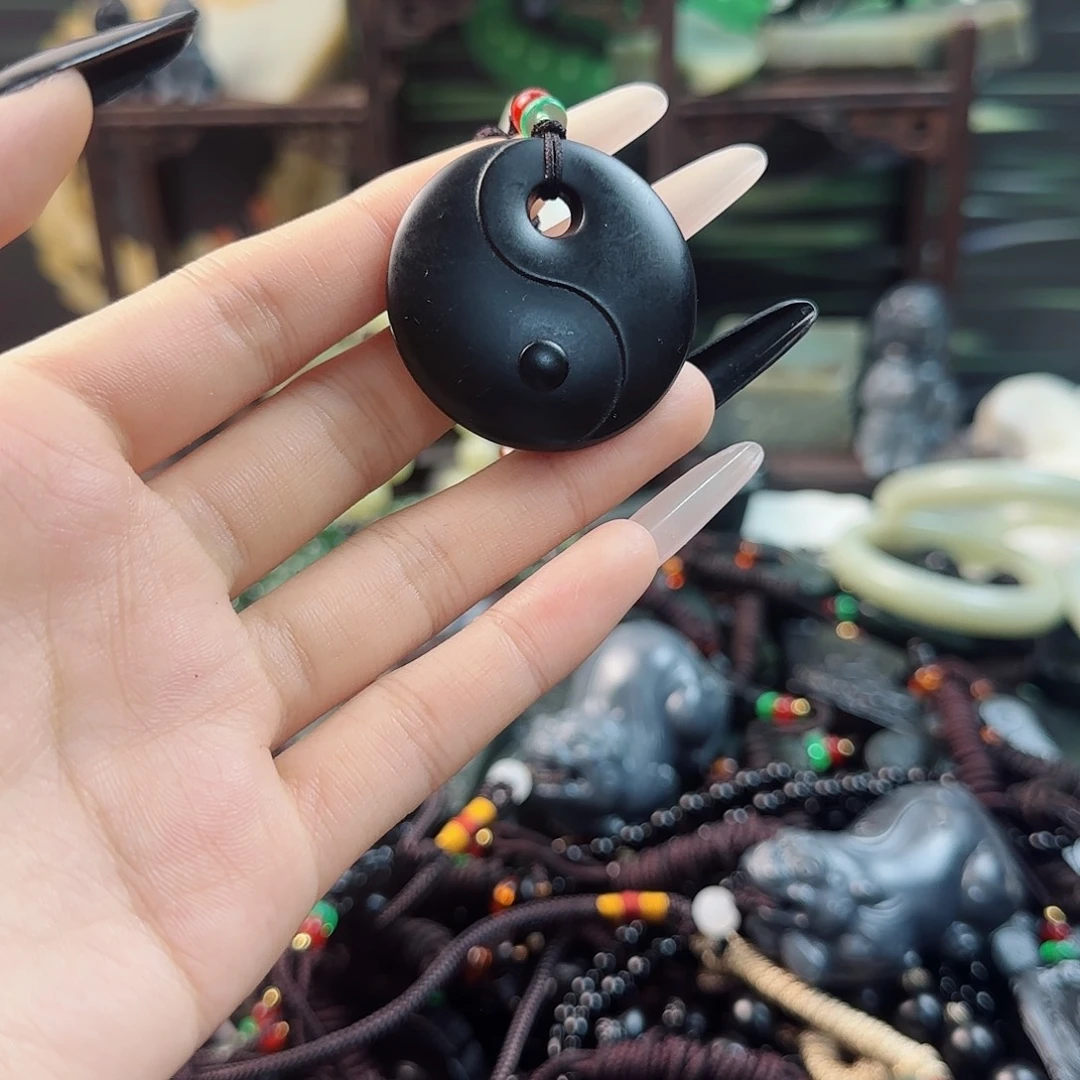 未镶嵌和田玉挂件