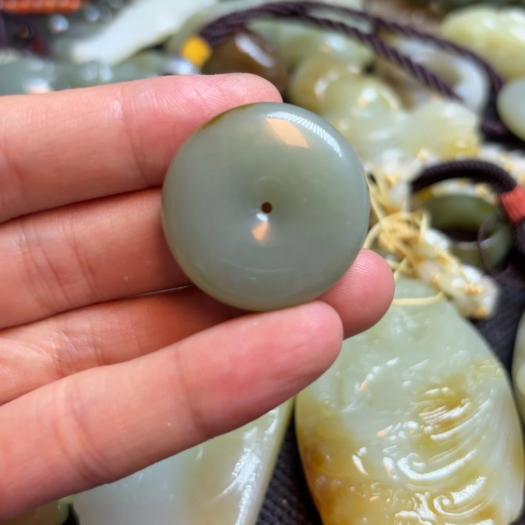吊坠(不含链)未镶嵌和田玉