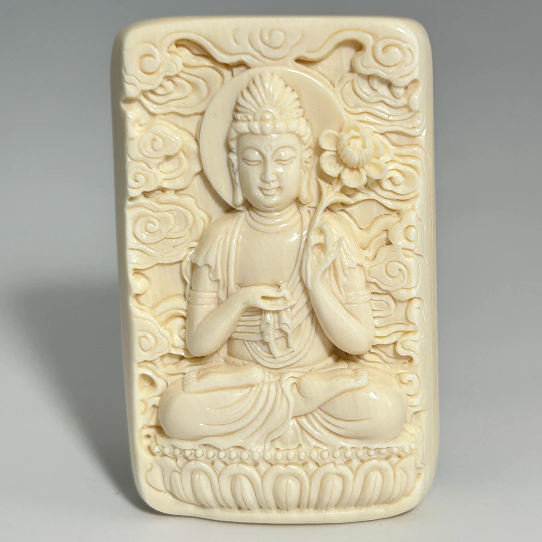 猛犸牙雕持莲观音吊坠58*37*16mm假一罚四X1108