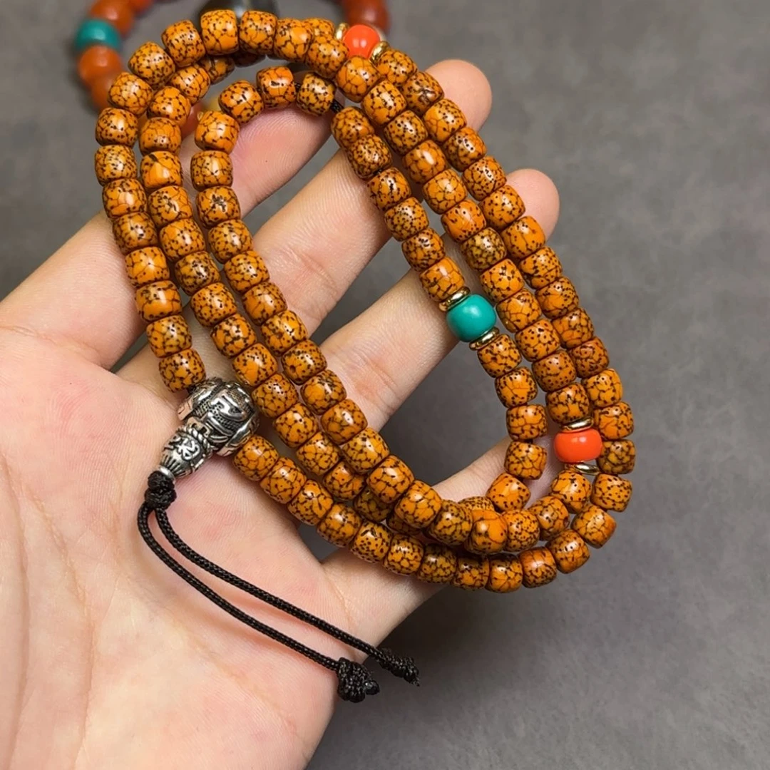 吊坠星月菩提张****嘻