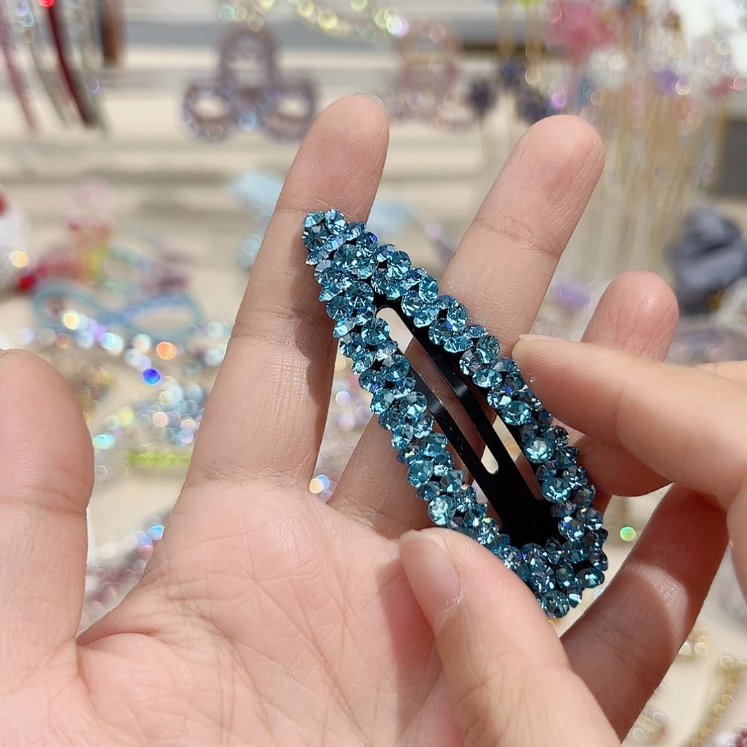 仿水晶锌合金蓝色镂空水滴