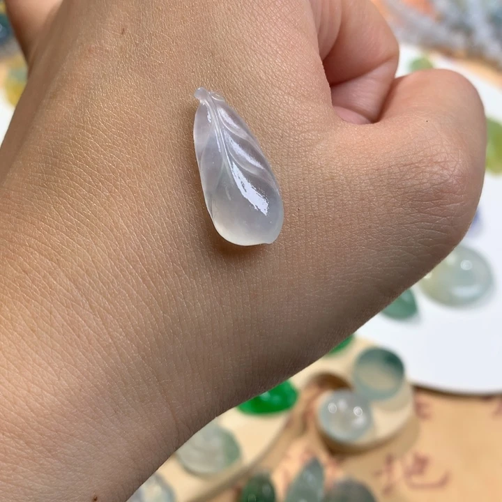 定制翡翠未镶嵌叶子