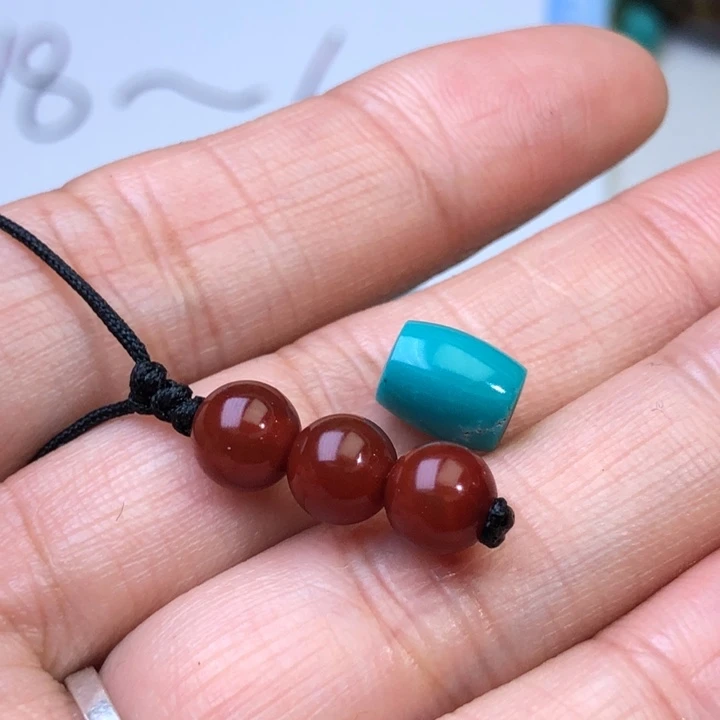 百***丁南红玛瑙未镶嵌颈饰