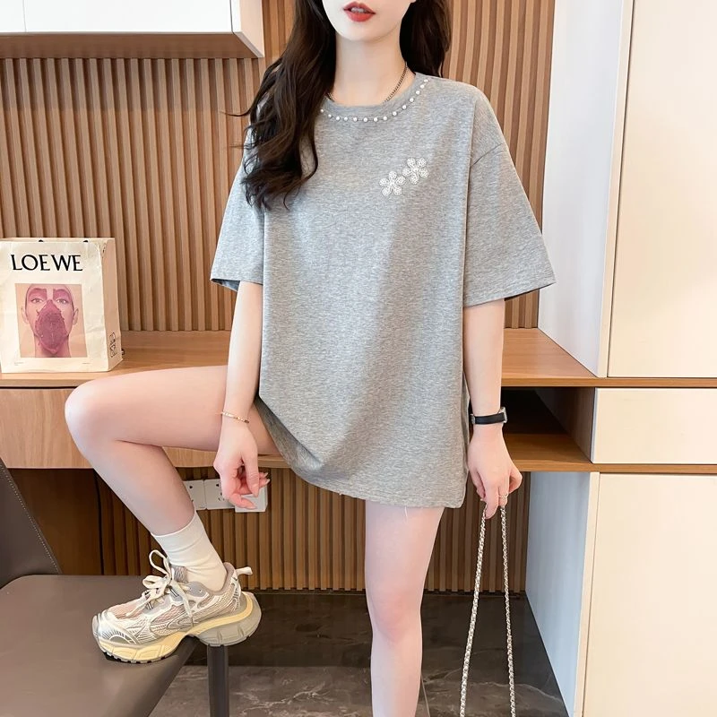 2025新款纯棉时尚钉珠短袖女休闲风刺绣显瘦T恤圆领百搭纯棉上衣
