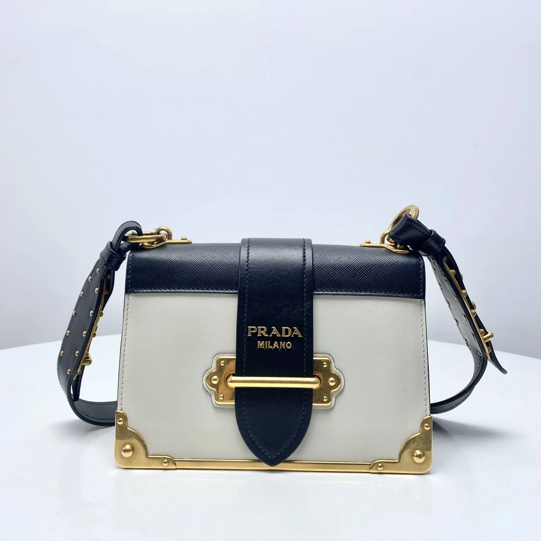 95新 Prada/普拉达 普拉达白色中号宫廷盒子THCI2409
