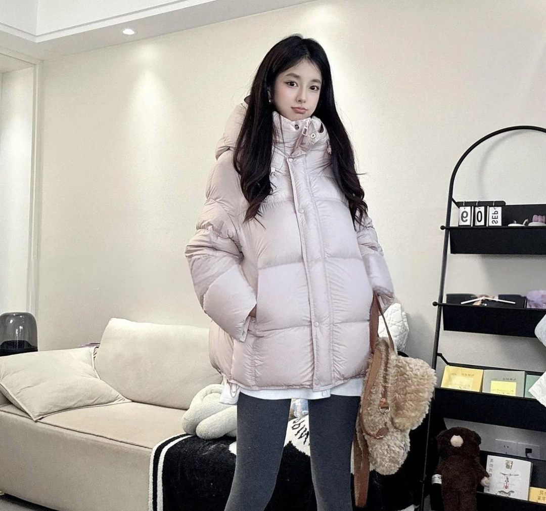 【热卖爆款衣长72】2024新款轻奢泡芙感轻盈三防免洗连帽女装羽绒服