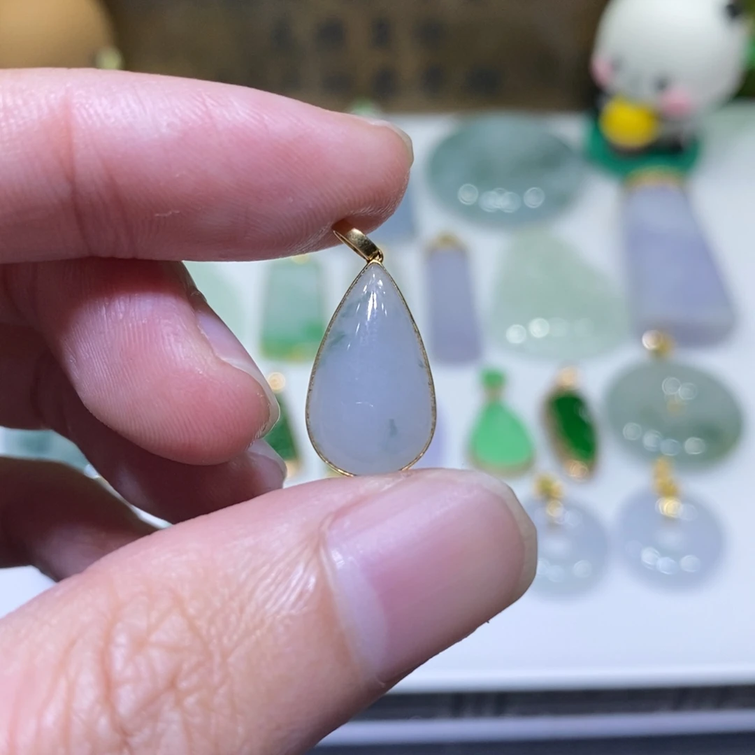 翡翠18K金镶嵌吊坠(不含链)