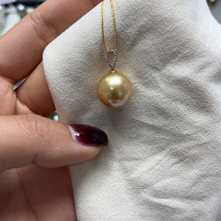 海水珍珠吊坠(不含链)18K金镶嵌