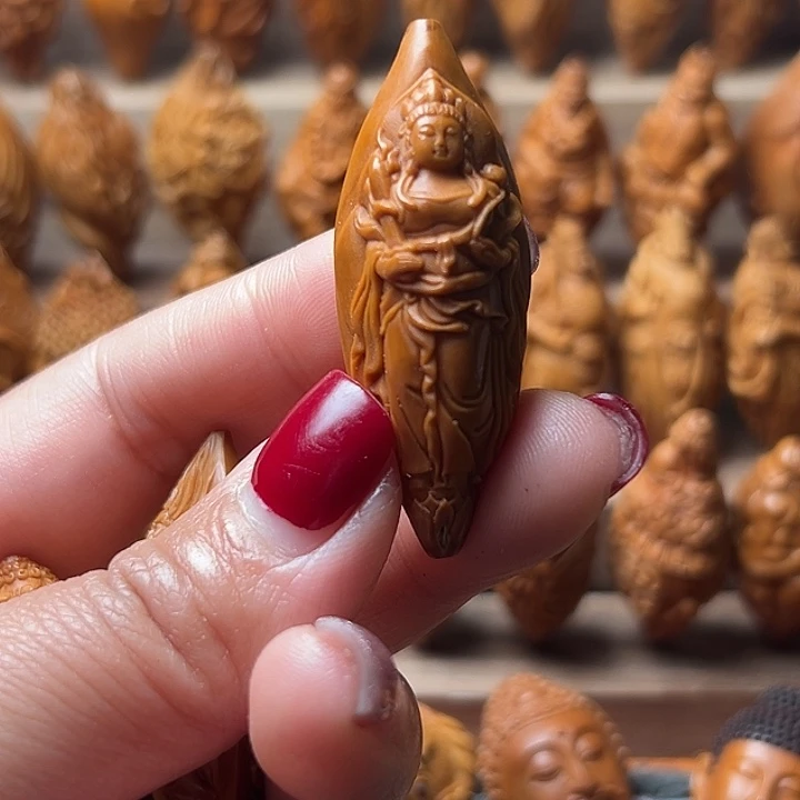 橄榄核吊坠酒**督橄榄核