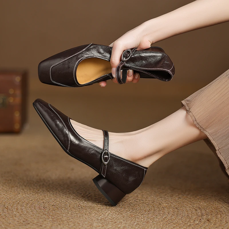 春夏季新品百搭真皮复古玛丽珍鞋浅口方头一字扣带中跟粗跟单鞋女
