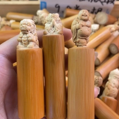 香榧木实心竹小立雕开裂