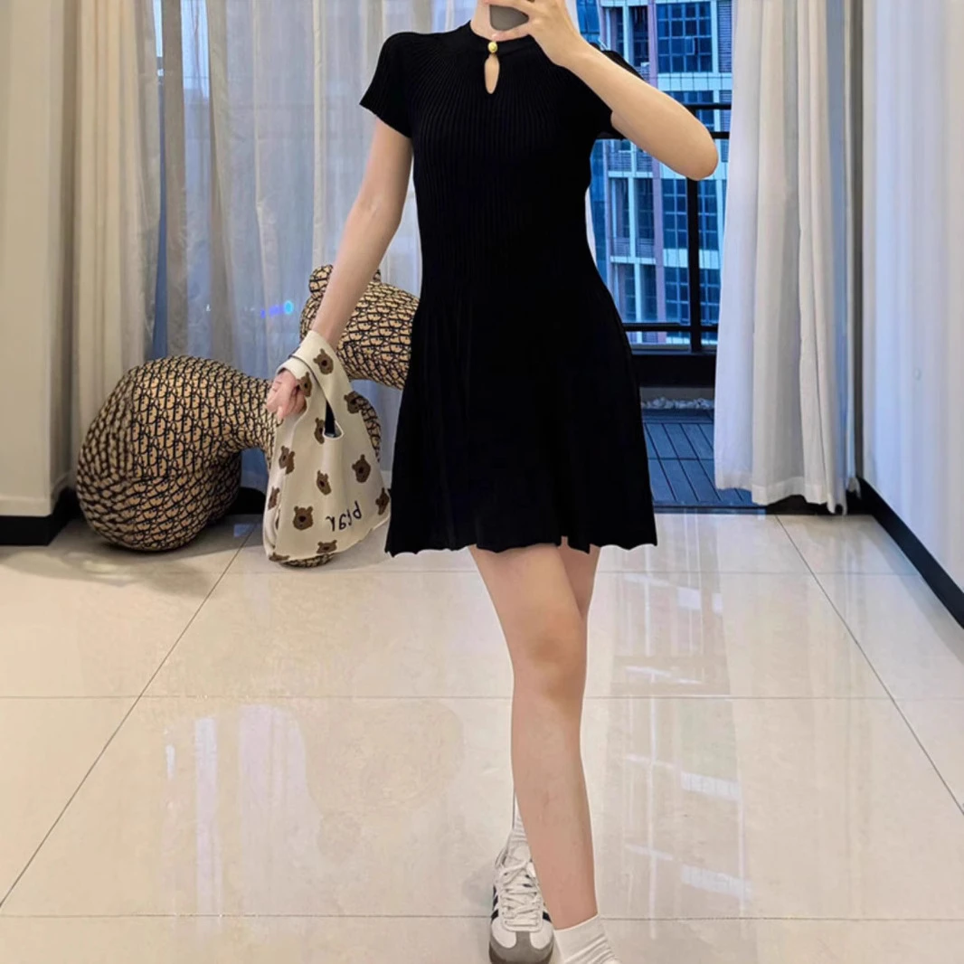 显瘦气质时尚女士针织夏季百搭收腰修身连衣裙裙子小众设计感年