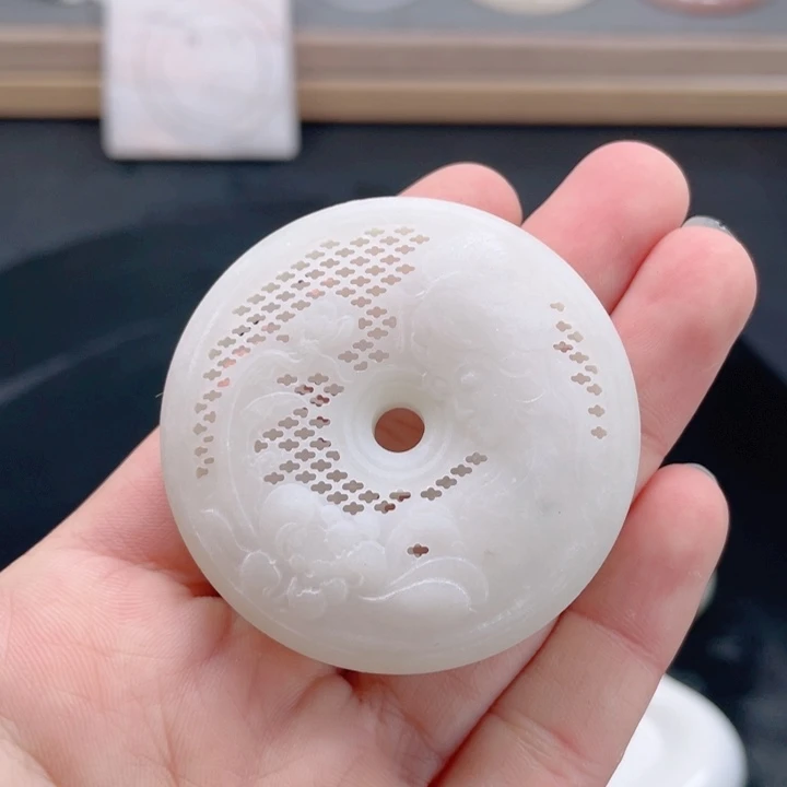 和田玉未镶嵌摆件定制