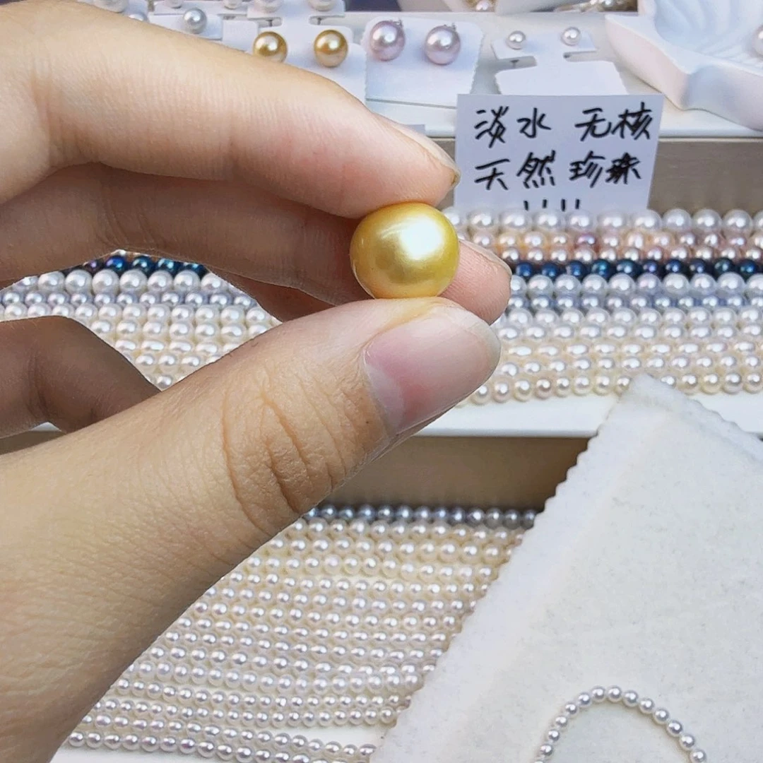 银S925镶嵌淡水珍珠耳饰