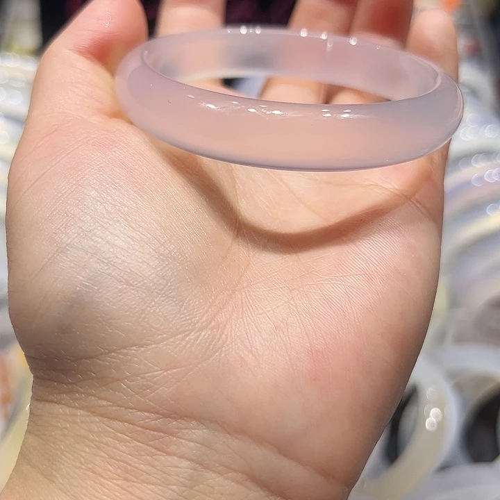 手镯玛瑙/玉髓未镶嵌