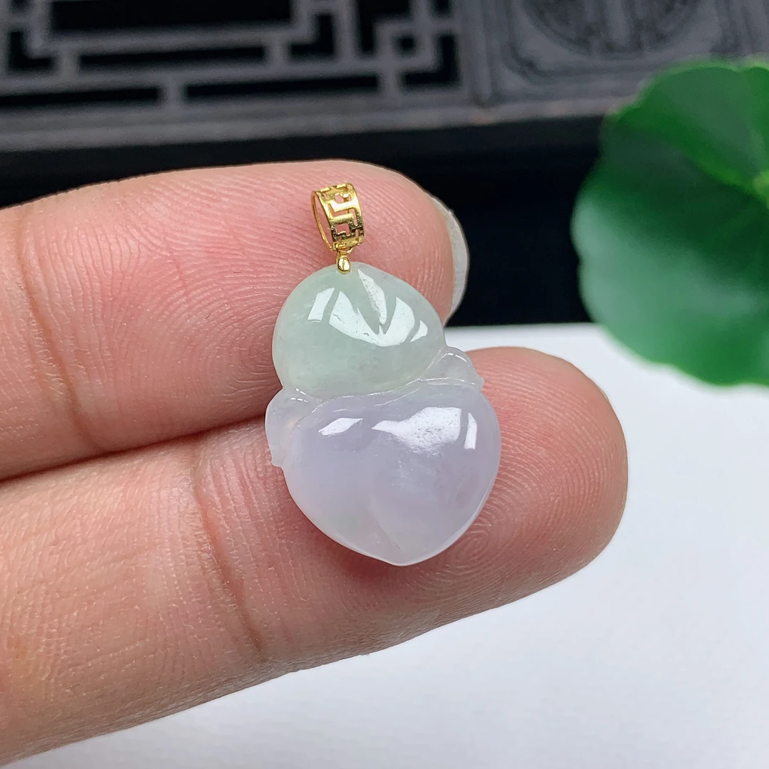 天然翡翠A货18K金扣精美春彩紫罗兰福桃吊坠尺寸18.5*13.6*4.7mm