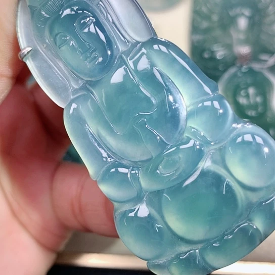 【闪购商品】颈饰银S925镶嵌翡翠