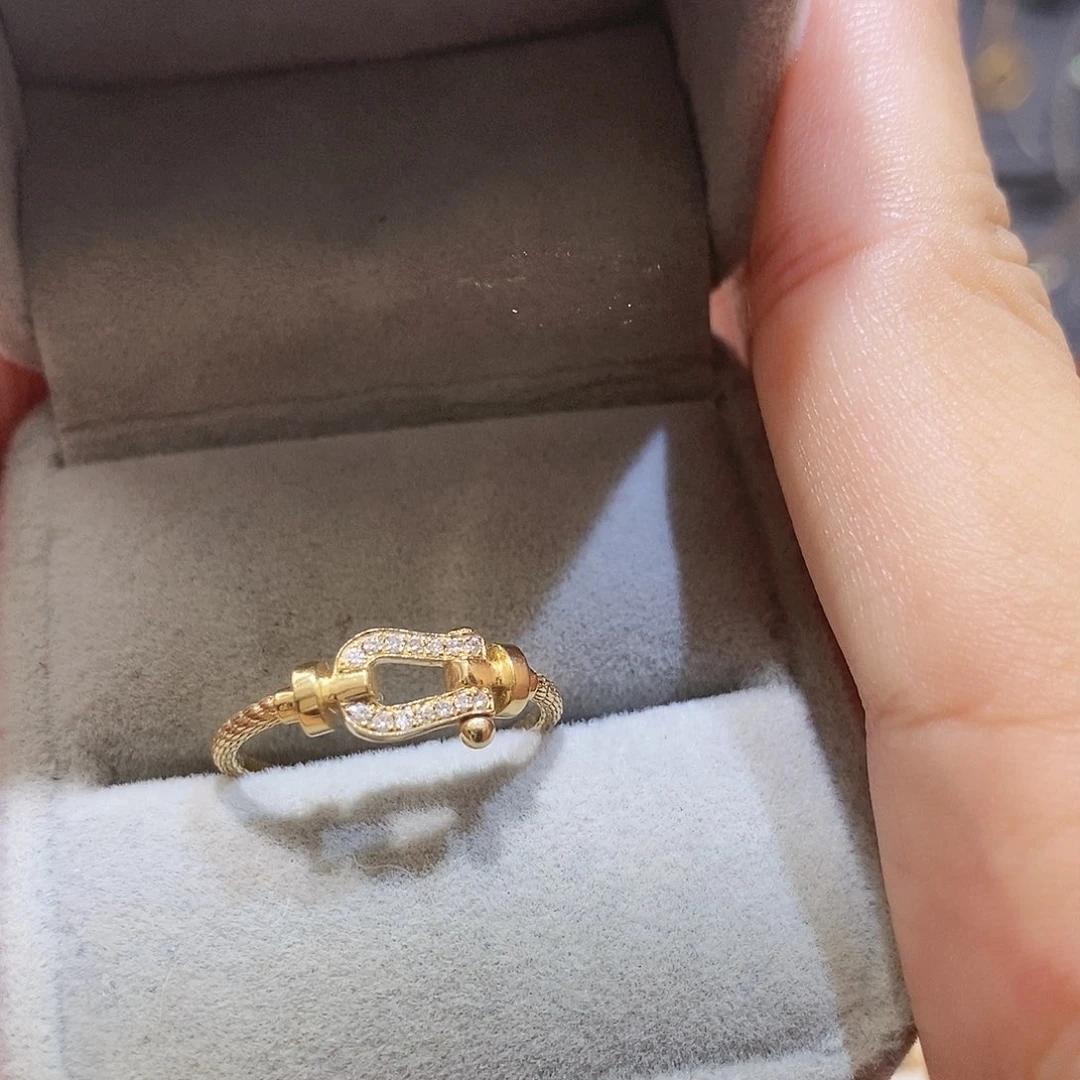 戒指/指环18K金镶嵌钻石花*?小马蹄戒指k黄13