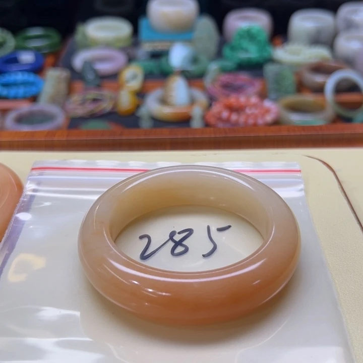 未镶嵌手镯石英质玉贝****）285