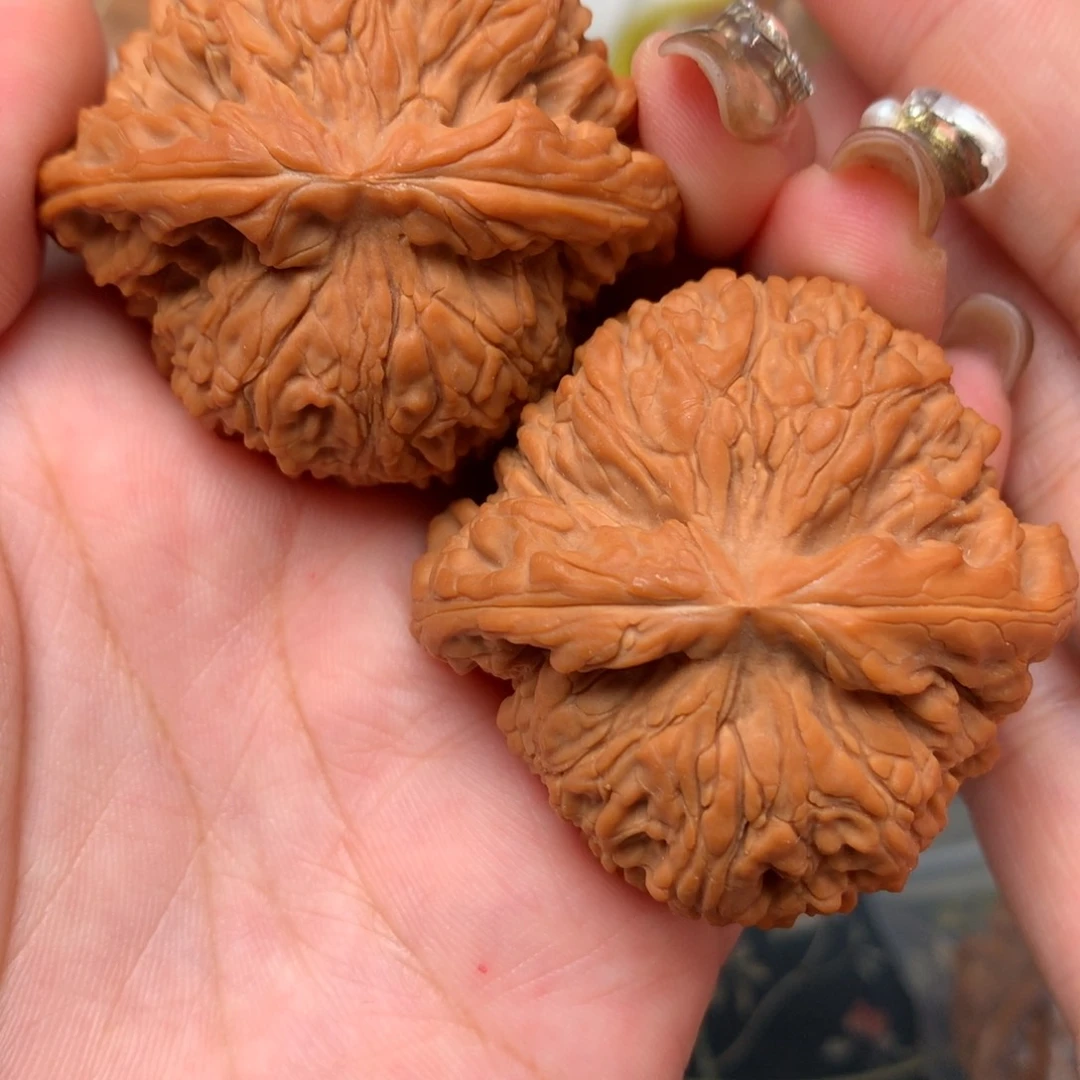 【闪购商品】文玩核桃吊坠47-26813-02