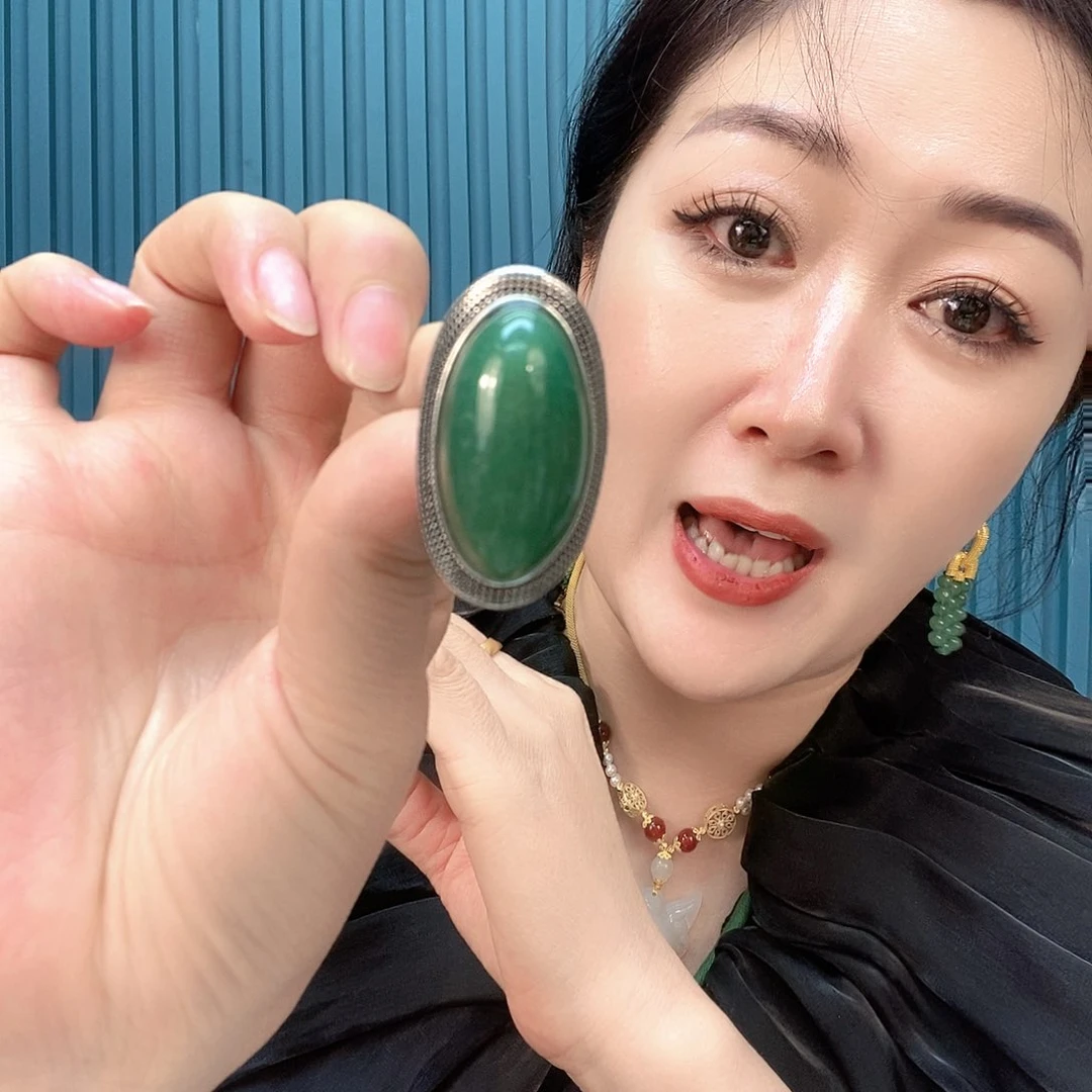 石英质玉手镯合金