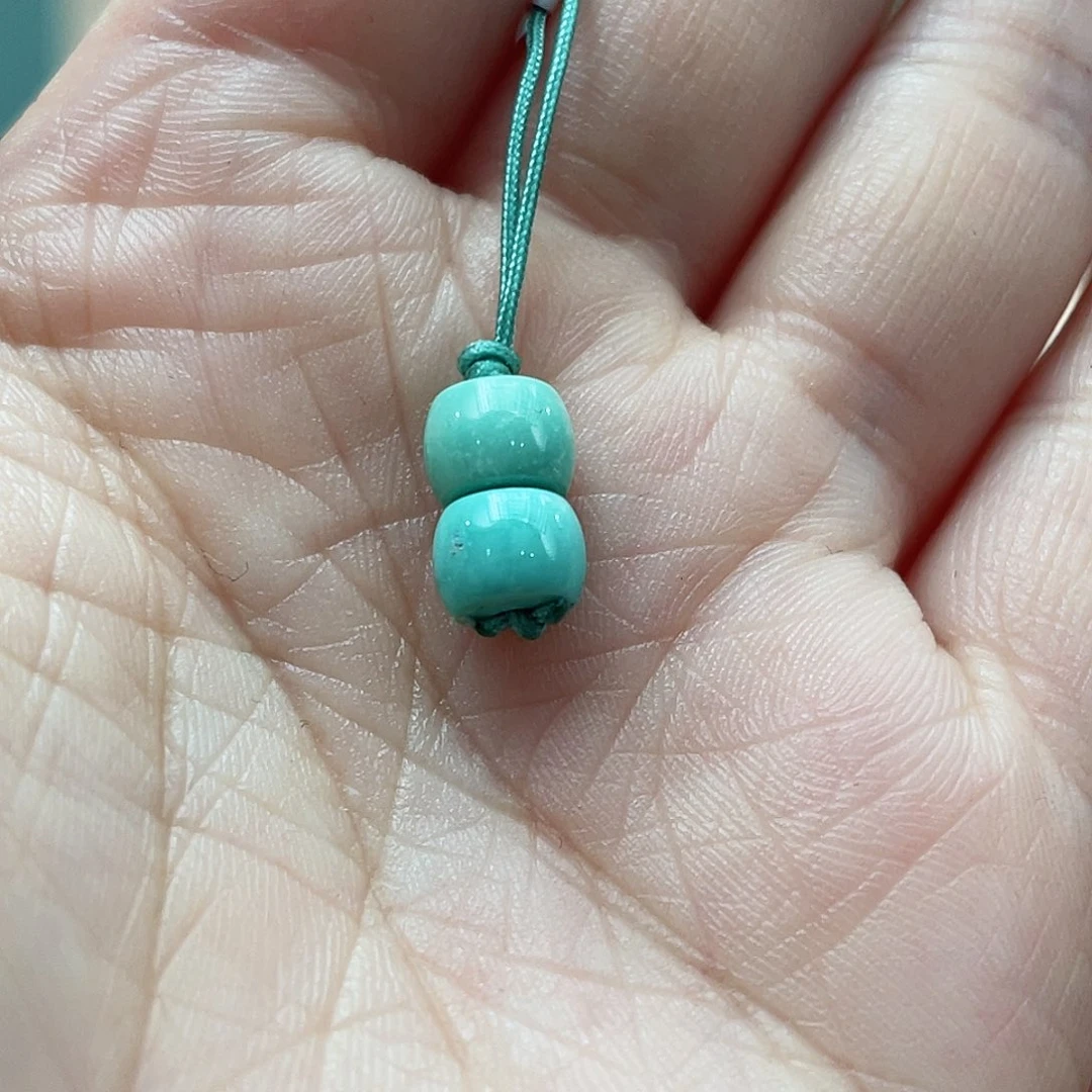 绿松石颈饰未镶嵌