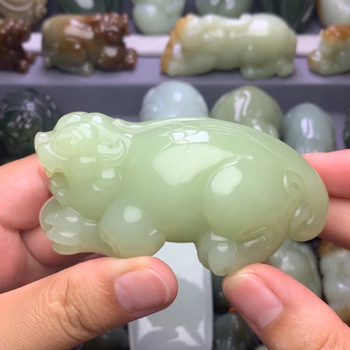 未镶嵌和田玉把件