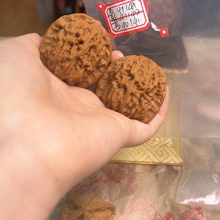 文玩核桃把件非嫁接马老四